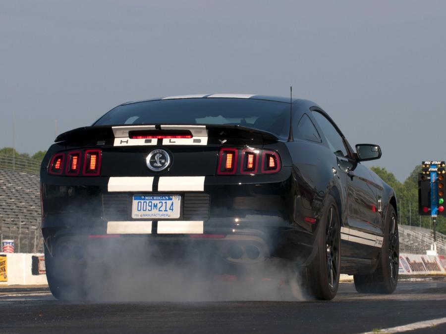  Shelby GT500 SVT 2012 года  (фото 4 из 31)